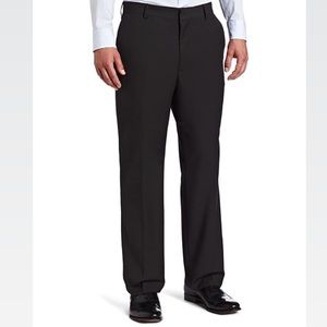 Arrow Men's Herringbone Flat Front Pant 44W x 30L